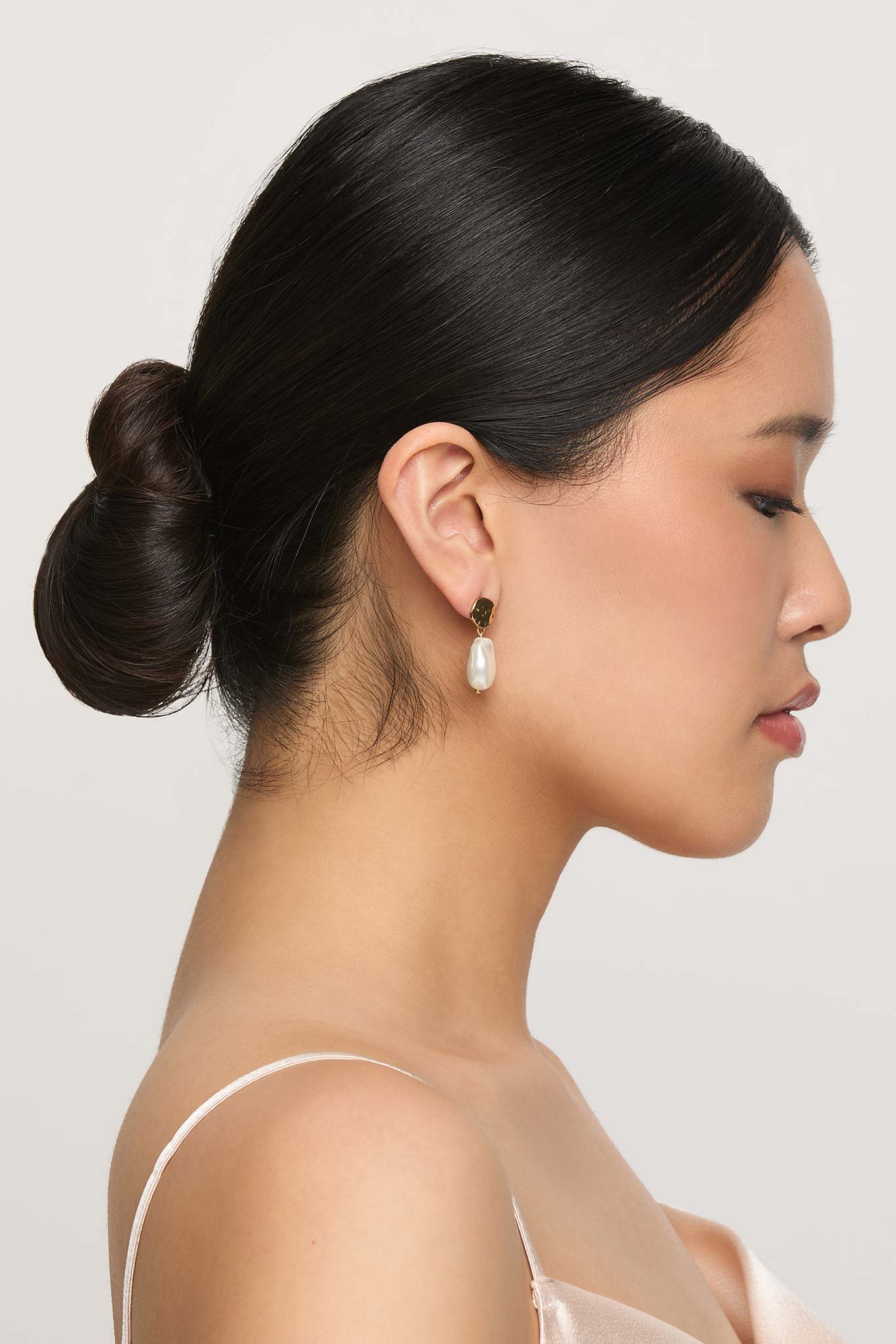 Amalfi Earrings - Gold - Image 4