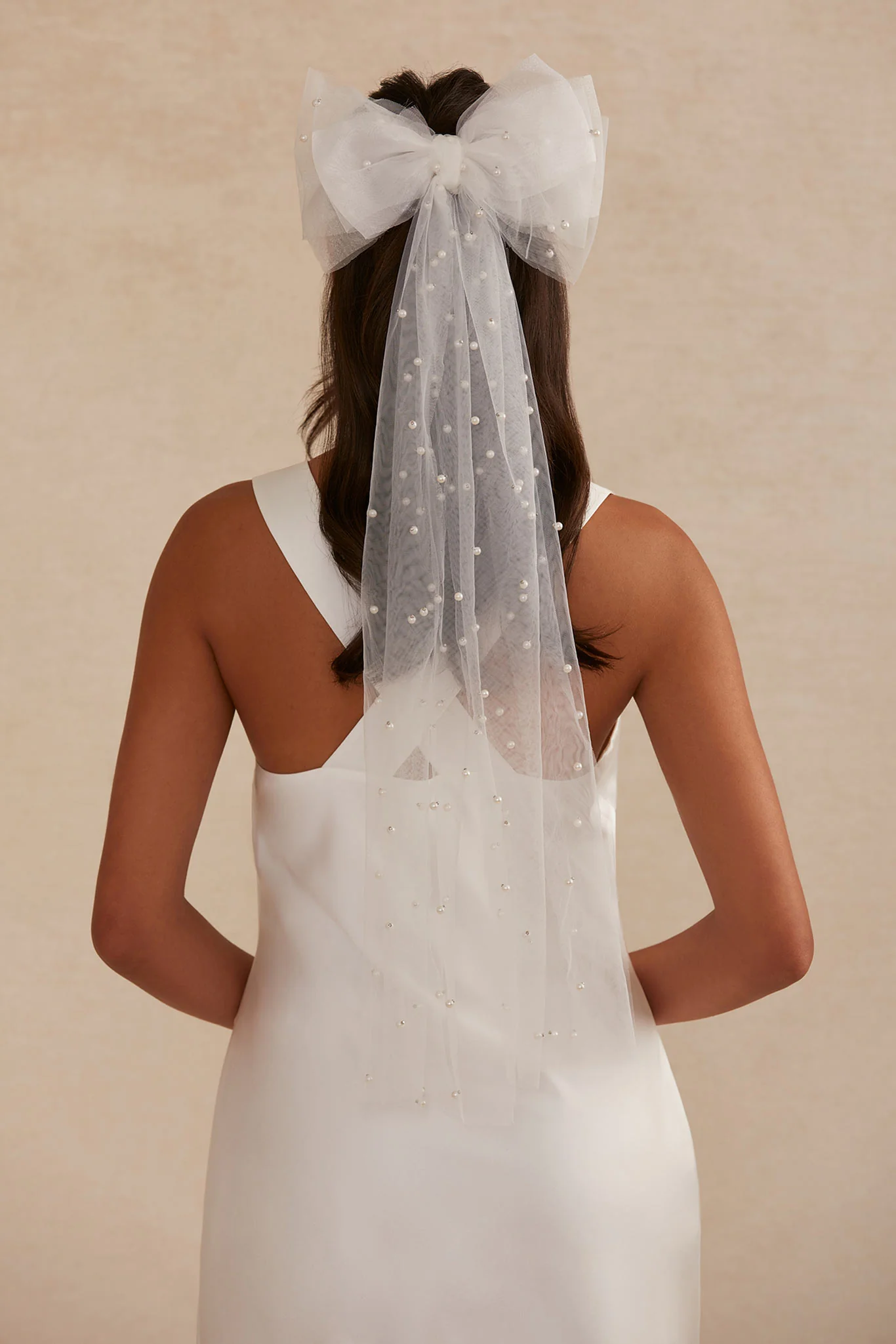 Molly Pearl Veil Bow - White - Image 2