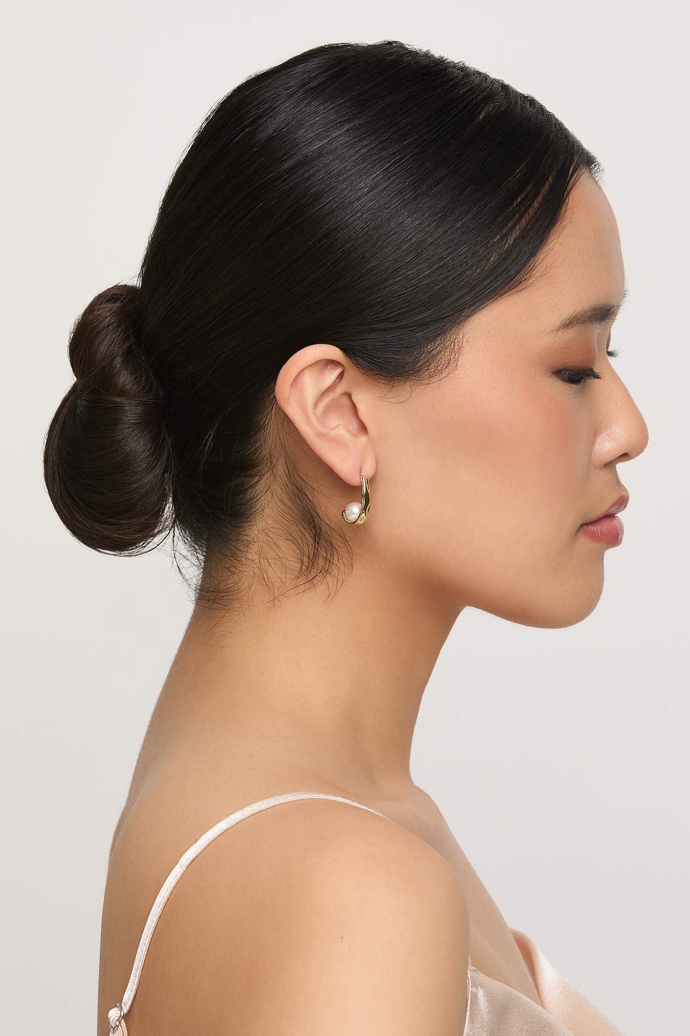 Positano Pearl Earrings - Gold - Image 4
