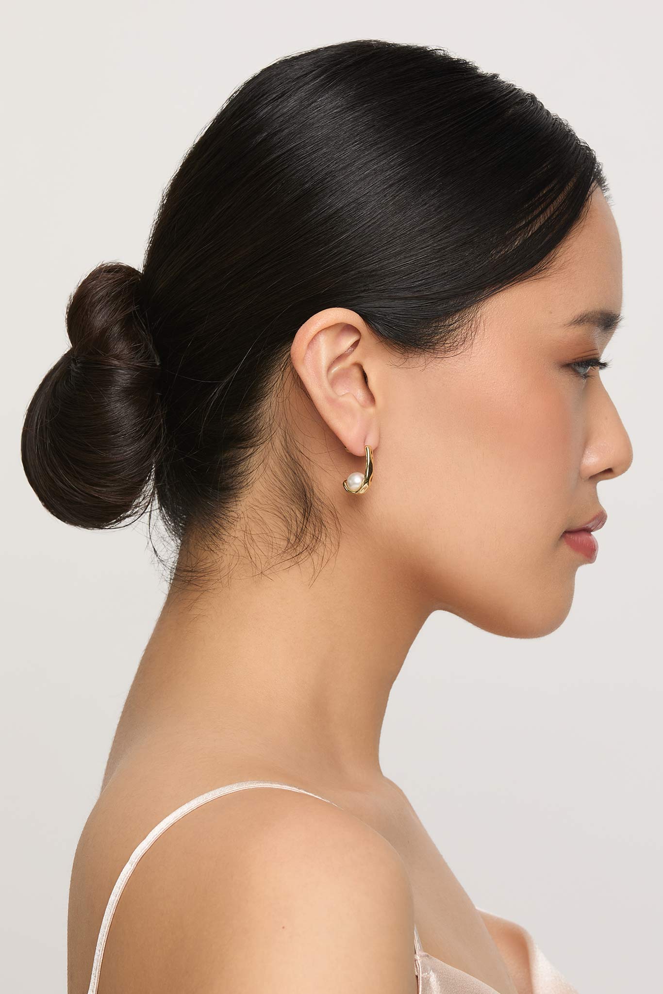 Positano Pearl Earrings - Gold - Image 5