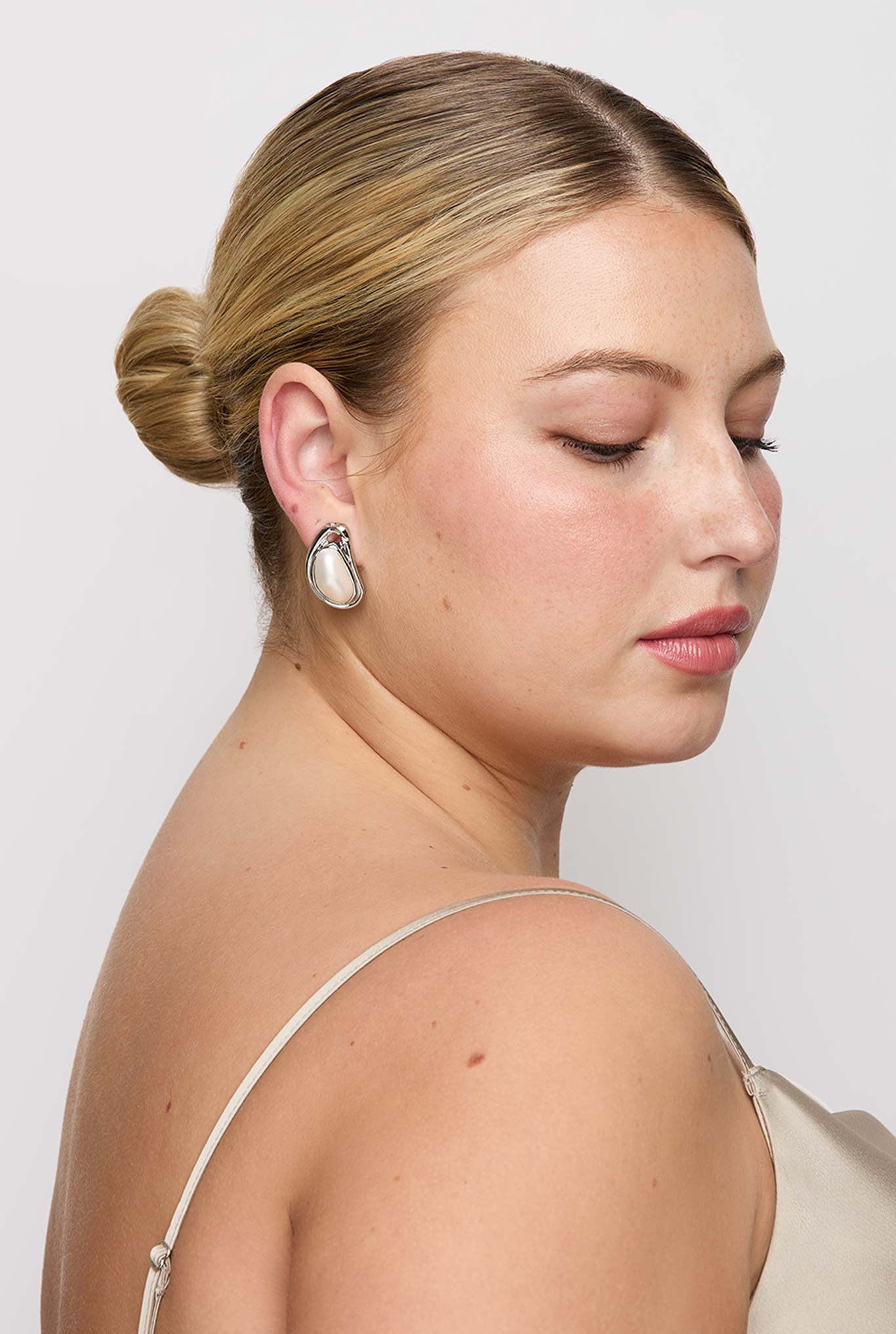 Valia Earrings by Petit Moments - Silver - Image 2